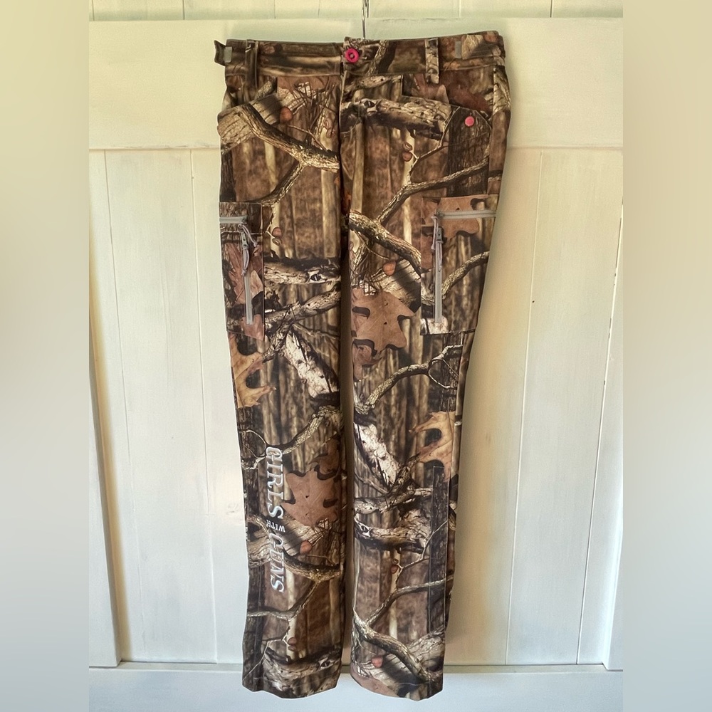 Girls With Guns Camo Pants. Size Small